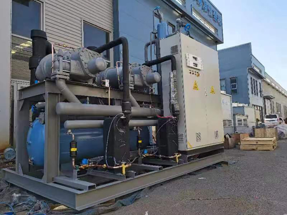 開利螺桿機(jī)組